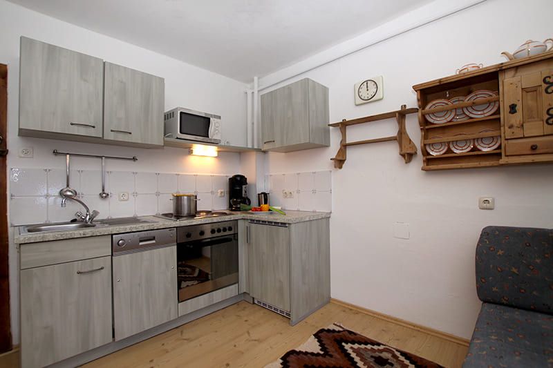 Quaint holiday apartment with kitchen in the Klausner Häusl Tux